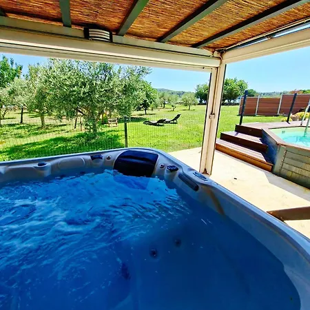 House Bet- Romantisches Refugium Im Olivenhain By Interhome *