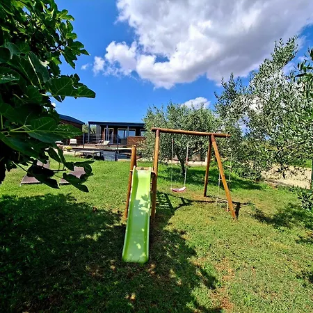 House Bet- Romantisches Refugium Im Olivenhain By Interhome Vikendica Pomer